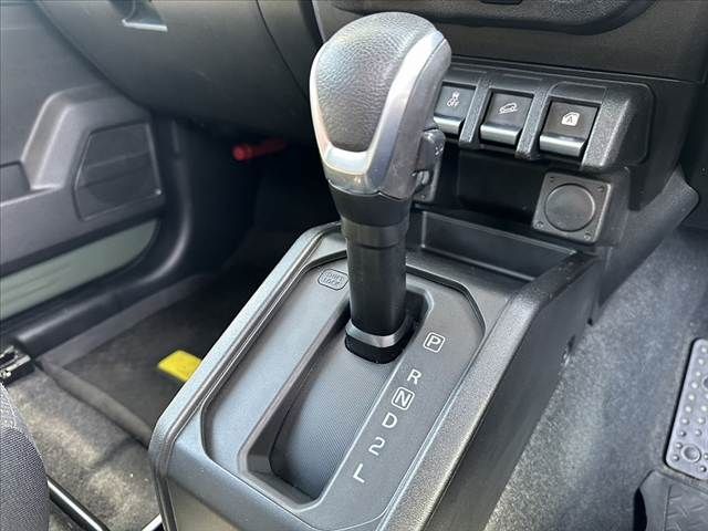 SUZUKI JIMNY 4WD 2023 Image 31