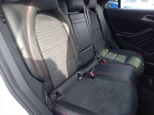 MERCEDES BENZ CLA CL 2014 Image 31