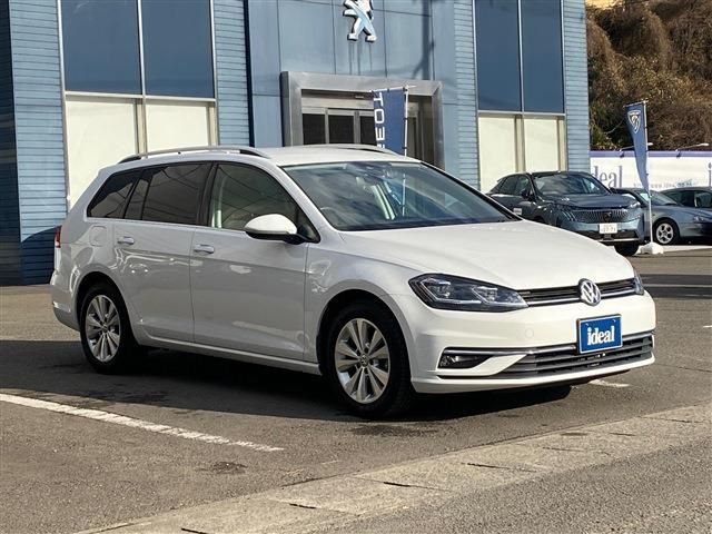 VOLKSWAGEN GOLF VARI 2017 Image 31