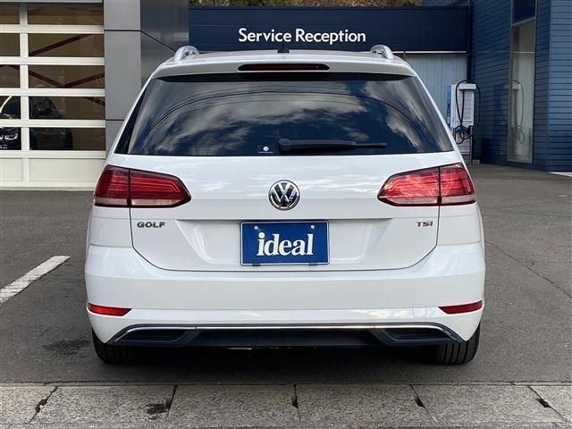 VOLKSWAGEN GOLF VARI 2017 Image 31