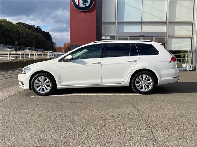 VOLKSWAGEN GOLF VARI 2017 Image 31