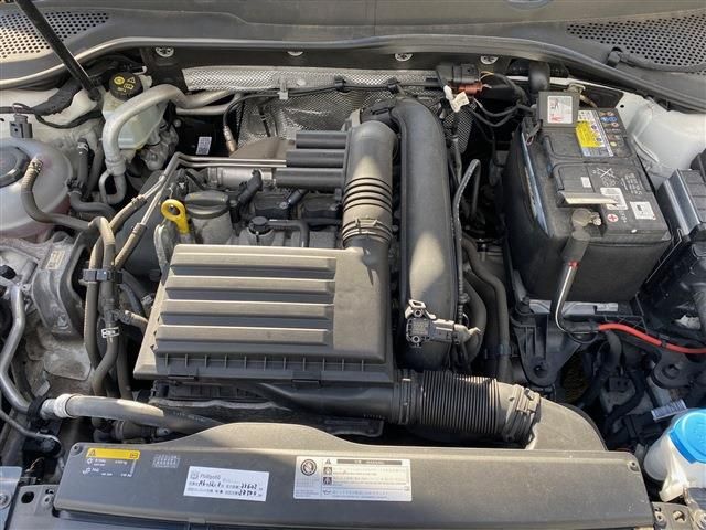 VOLKSWAGEN GOLF VARI 2017 Image 31