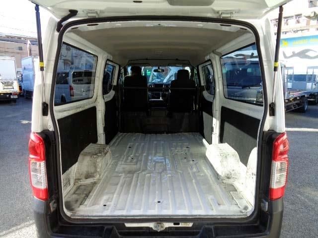 NISSAN NV350 CARAVAN 2015 Image 31