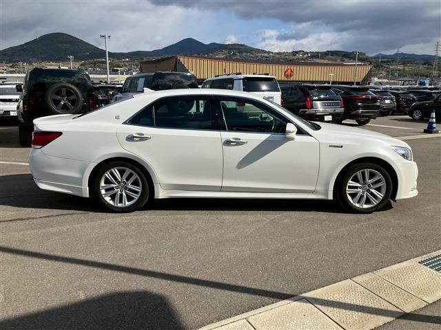 TOYOTA CROWN SEDAN HYBRID 2015 Image 31