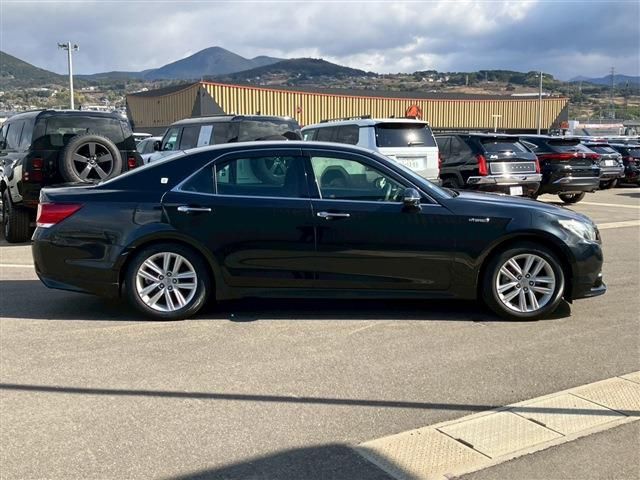 TOYOTA CROWN SEDAN HYBRID 2014 Image 31