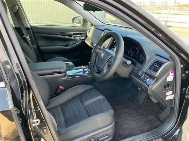 TOYOTA CROWN SEDAN HYBRID 2014 Image 31