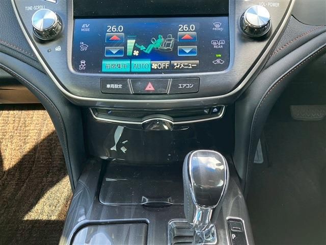 TOYOTA CROWN SEDAN HYBRID 2014 Image 31