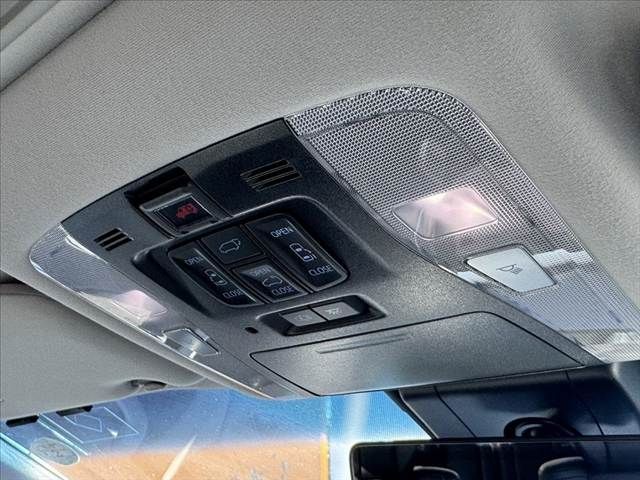 TOYOTA VELLFIRE 2019 Image 31