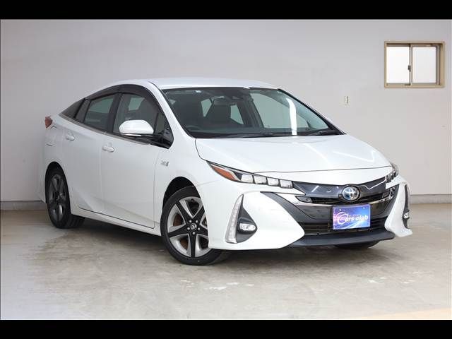 TOYOTA PRIUS PHV 2020 Image 31