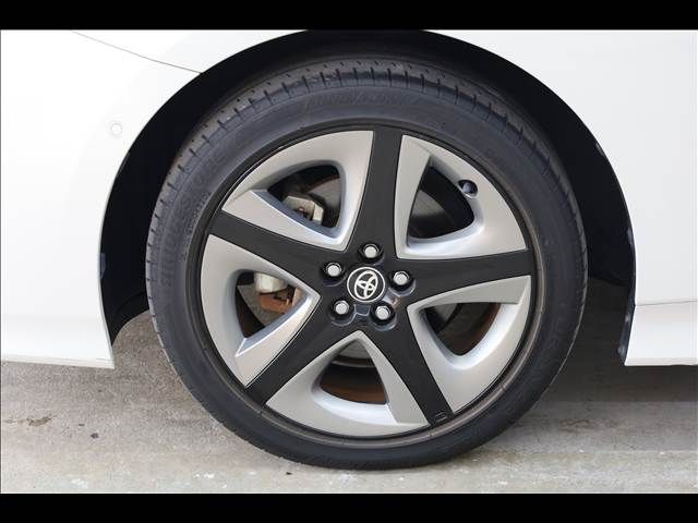 TOYOTA PRIUS PHV 2020 Image 31