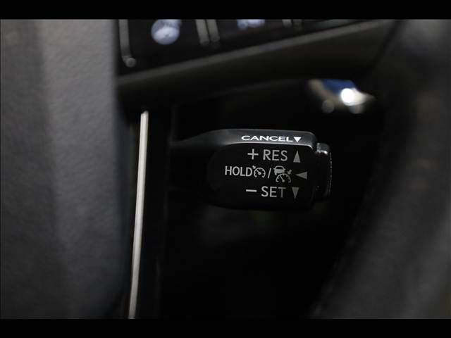 TOYOTA PRIUS PHV 2020 Image 31