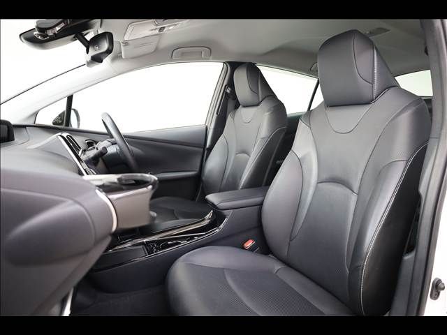 TOYOTA PRIUS PHV 2020 Image 31