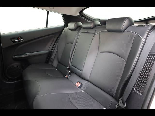 TOYOTA PRIUS PHV 2020 Image 31