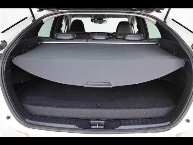 TOYOTA PRIUS PHV 2020 Image 31