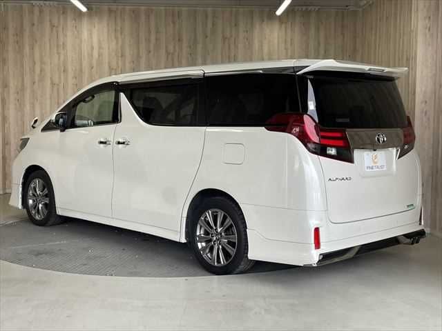 TOYOTA ALPHARD 2017 Image 31
