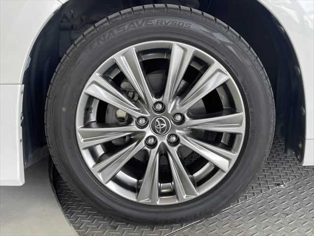 TOYOTA ALPHARD 2017 Image 31