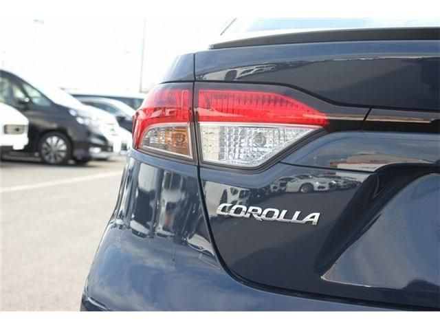 TOYOTA COROLLA SEDAN HYBRID 2023 Image 31