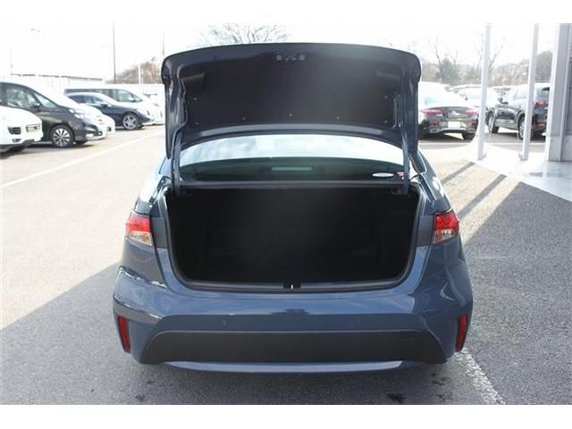 TOYOTA COROLLA SEDAN HYBRID 2023 Image 31