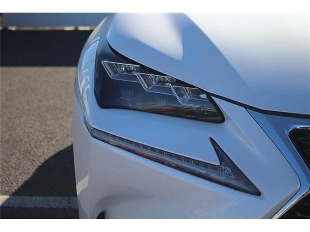 TOYOTA LEXUS NX200T 2015 Image 31