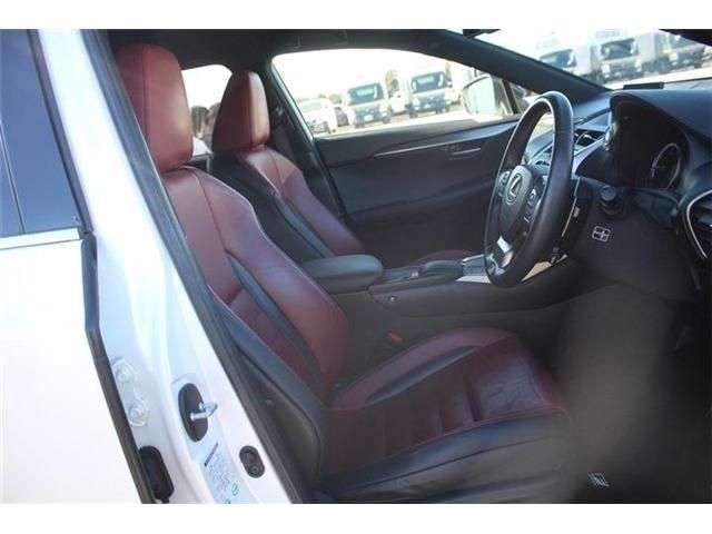 TOYOTA LEXUS NX200T 2015 Image 31