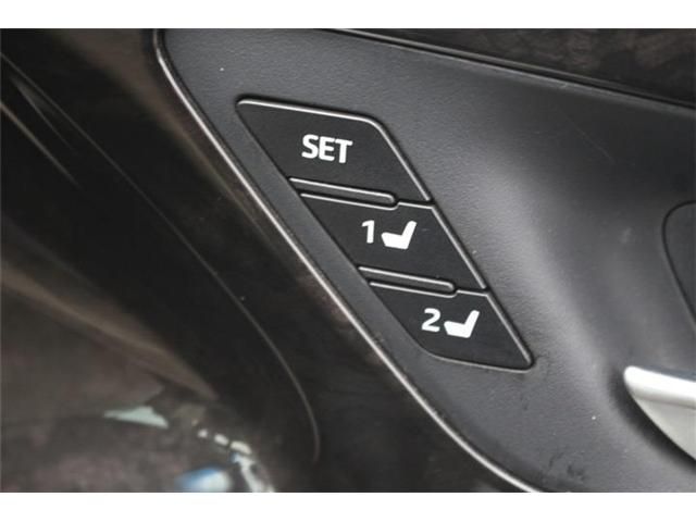 TOYOTA CROWN SEDAN HYBRID 4 2018 Image 31