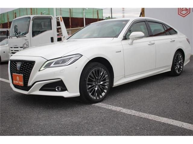 TOYOTA CROWN SEDAN HYBRID 4 2018 Image 31