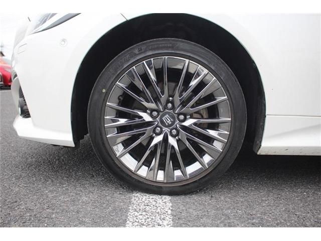 TOYOTA CROWN SEDAN HYBRID 4 2018 Image 31