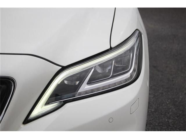 TOYOTA CROWN SEDAN HYBRID 4 2018 Image 31