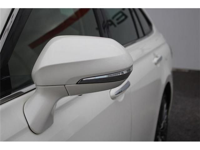 TOYOTA CROWN SEDAN HYBRID 4 2018 Image 31