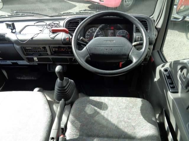 ISUZU  2003 Image 31