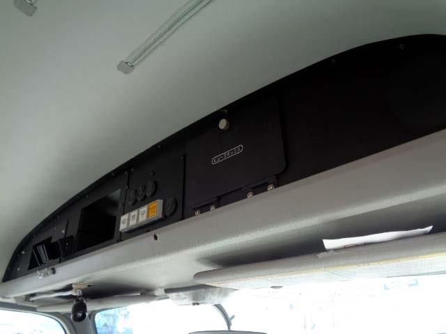 ISUZU  2003 Image 31