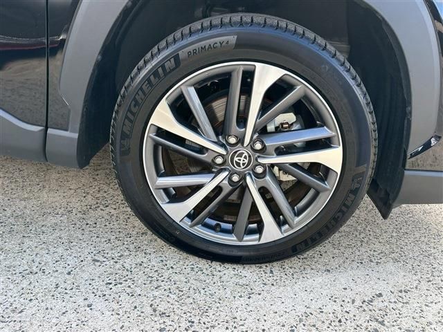 TOYOTA COROLLA CROSS HYBRID 2024 Image 31