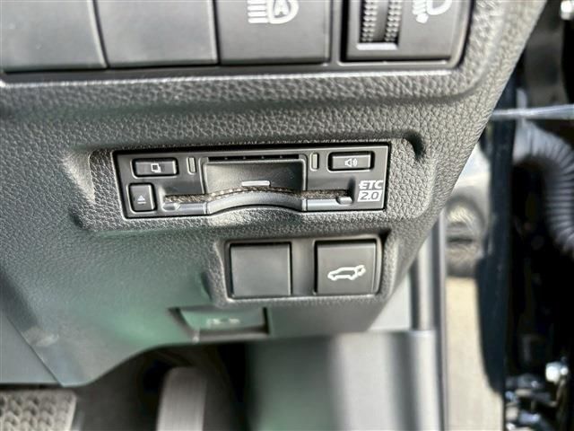 TOYOTA COROLLA CROSS HYBRID 2024 Image 31