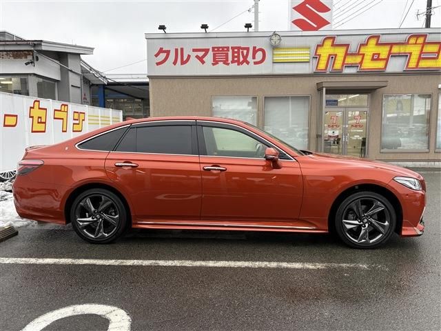 TOYOTA CROWN SEDAN HYBRID 4 2020 Image 31