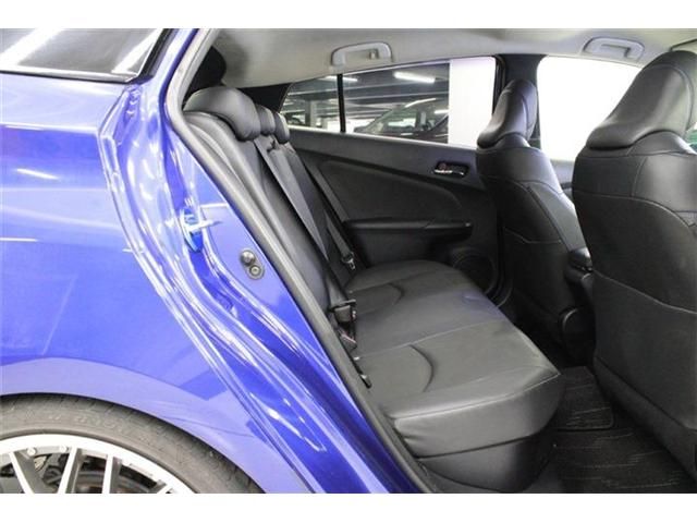 TOYOTA PRIUS 2015 Image 31