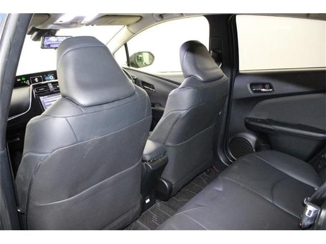 TOYOTA PRIUS 2015 Image 31