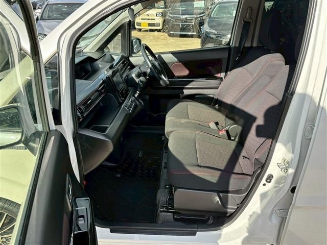 SUZUKI WAGON R STINGRAY 2017 Image 31