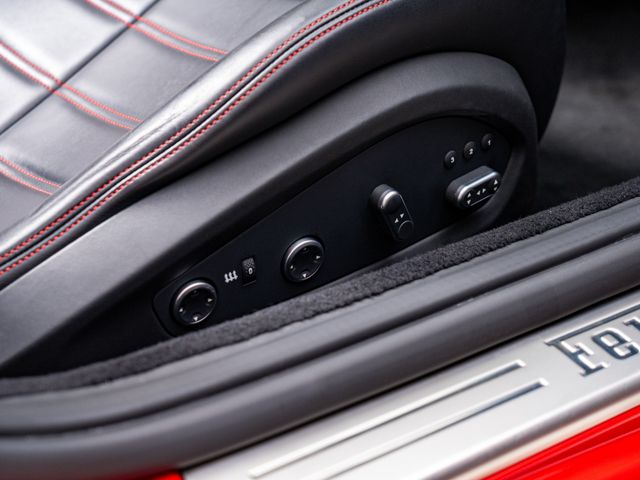 FERRARI CALIFORNIA T 2017 Image 31