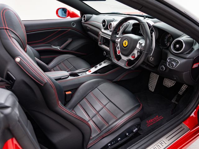 FERRARI CALIFORNIA T 2017 Image 31