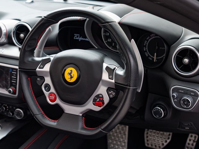 FERRARI CALIFORNIA T 2017 Image 31