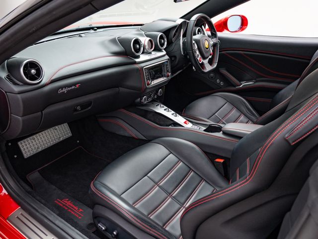 FERRARI CALIFORNIA T 2017 Image 31