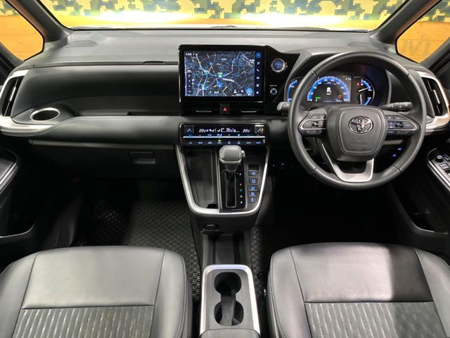 TOYOTA NOAH HYBRID 2023 Image 31