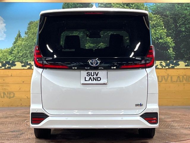 TOYOTA NOAH HYBRID 2023 Image 31