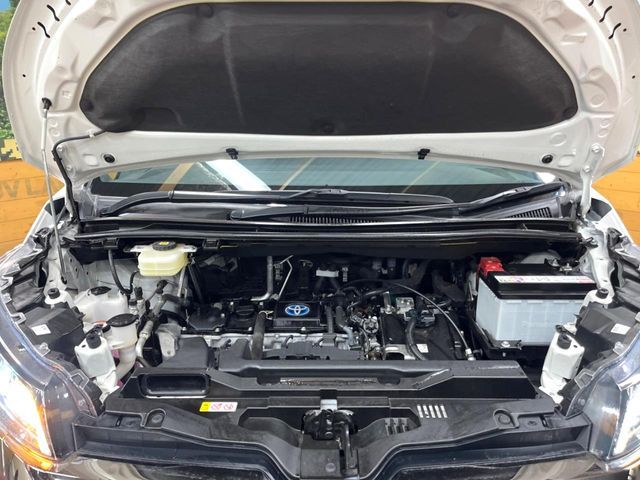 TOYOTA NOAH HYBRID 2023 Image 31