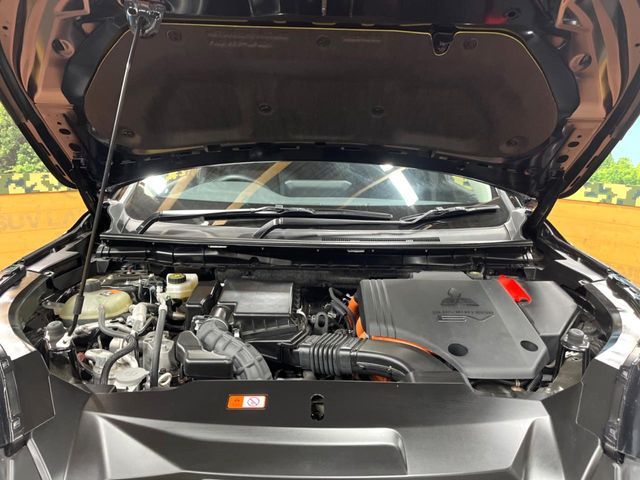 MITSUBISHI OUTLANDER PHEV 2024 Image 31