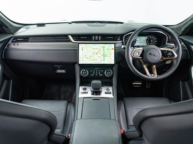 JAGUAR F-PACE 2024 Image 31