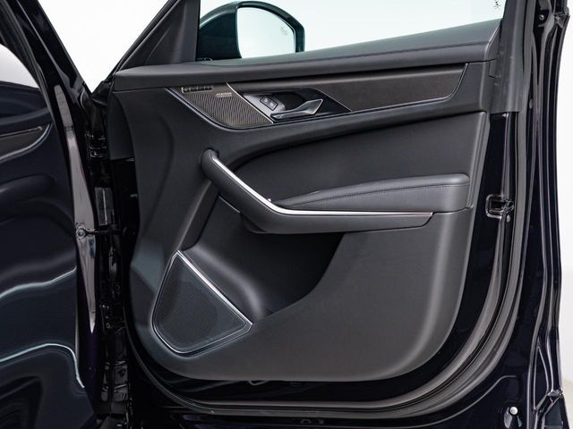 JAGUAR F-PACE 2024 Image 31