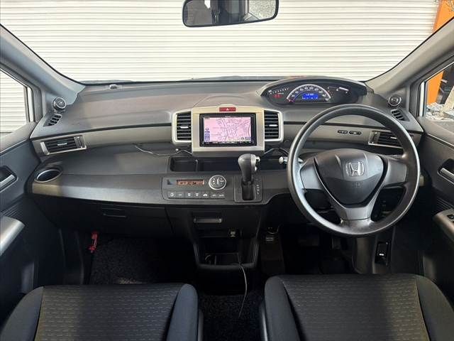 HONDA FREED SPIKE 2011 Image 31