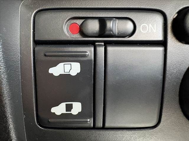 HONDA FREED SPIKE 2011 Image 31