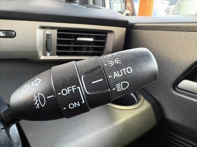 HONDA FREED SPIKE 2011 Image 31